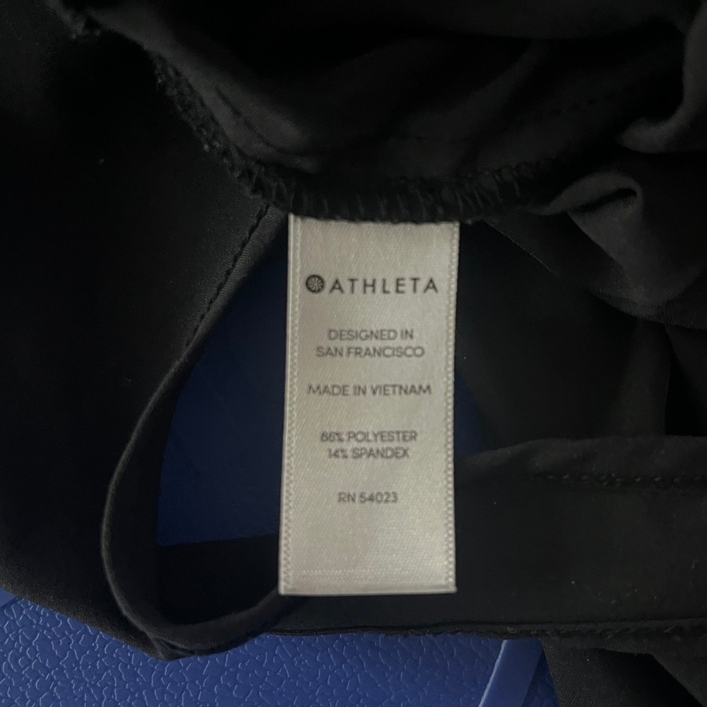 Athleta Roaming Sleeveless Jumpsuit Black Sz 4‎ Scoop Neck, Low Back - Picture 12 of 12
